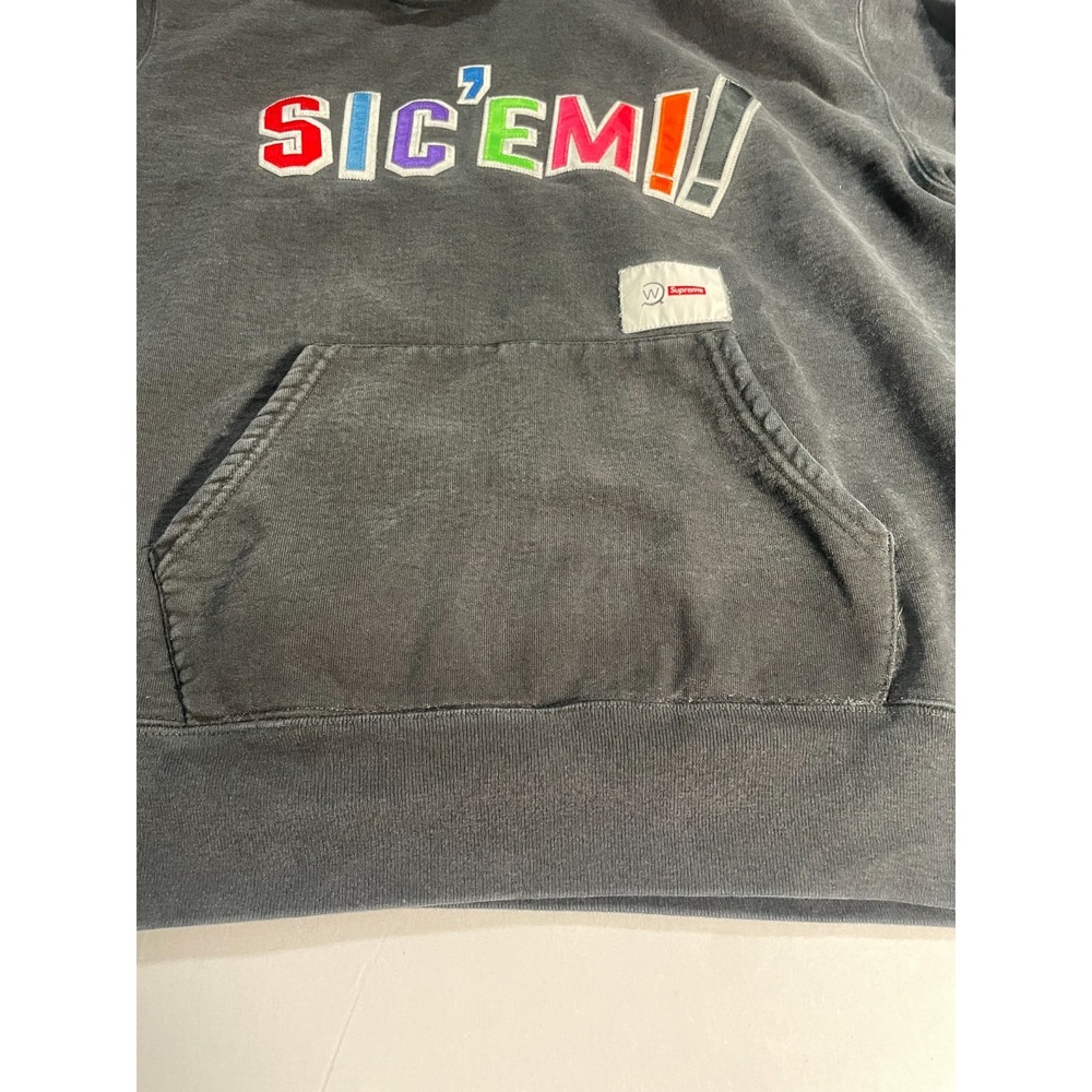 SUPREME × WTAPS Sic'em! Hooded Sweatshirt Men's Size M Black - Picture 4 of 16